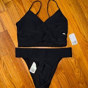Black Women's Swim Set